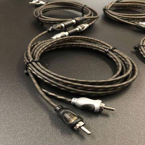 RCA cords to run from bag to fairing on HD bagger bikes