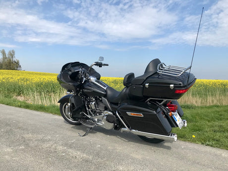 Best Harley Street Glide Stereo Systems to Wake Up the Neighborhood